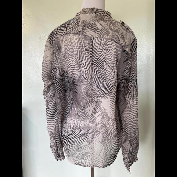 Ann Taylor LOFT Abstract Animal Print Gray Tie Neck Blouse Large L 17-0093 - Picture 4 of 5